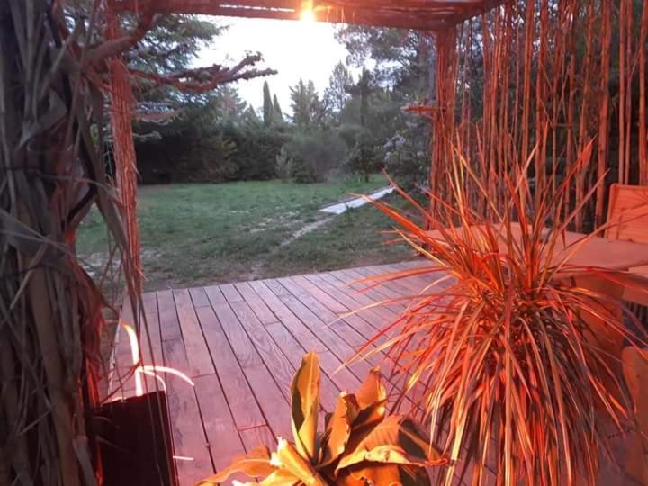 Chambres Tomate, Dans Maison Avec Petit Escalier A 6Km Du Festival De Piano De La Roque D'Antheron Rognes Εξωτερικό φωτογραφία